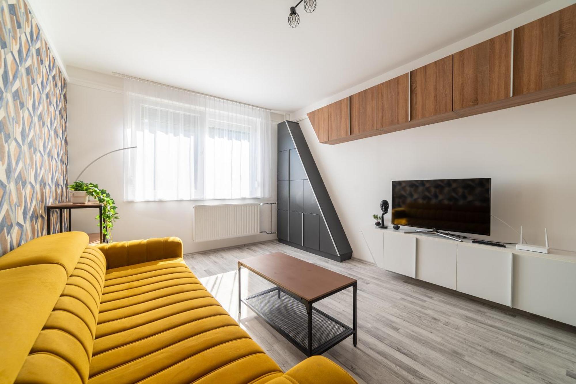 Comfort 18 - Best Family Layout- Balcony & Parking Miskolc Buitenkant foto